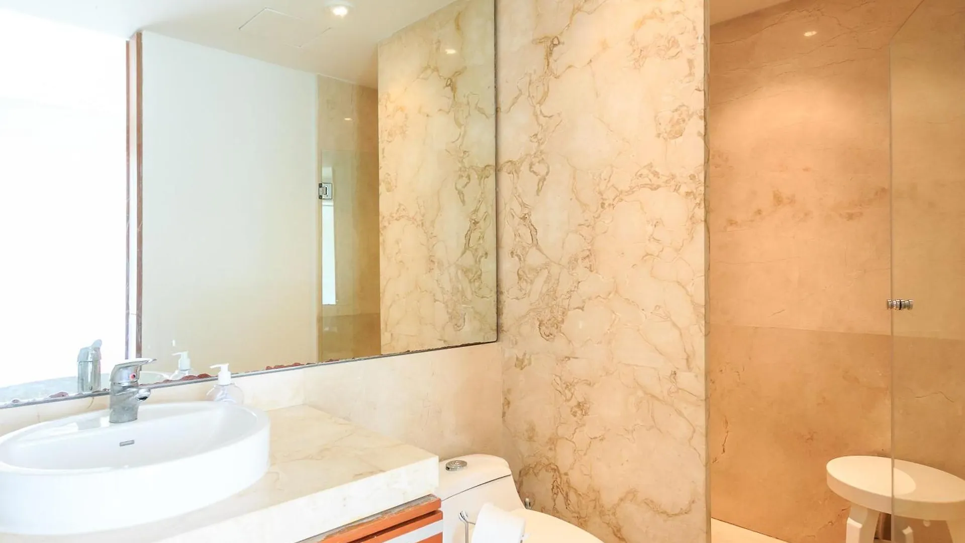Apartment Spacious Magia Condo Steps To The Beach & 5Th Ave Playa del Carmen Mexico