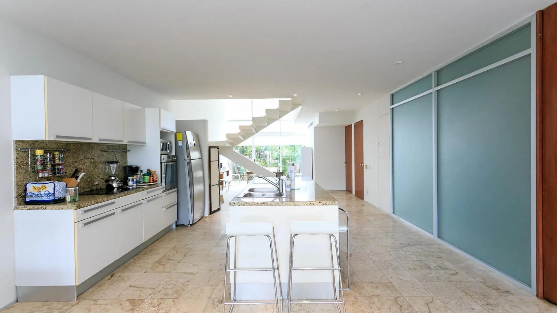 Apartment Spacious Magia Condo Steps To The Beach & 5Th Ave Playa del Carmen