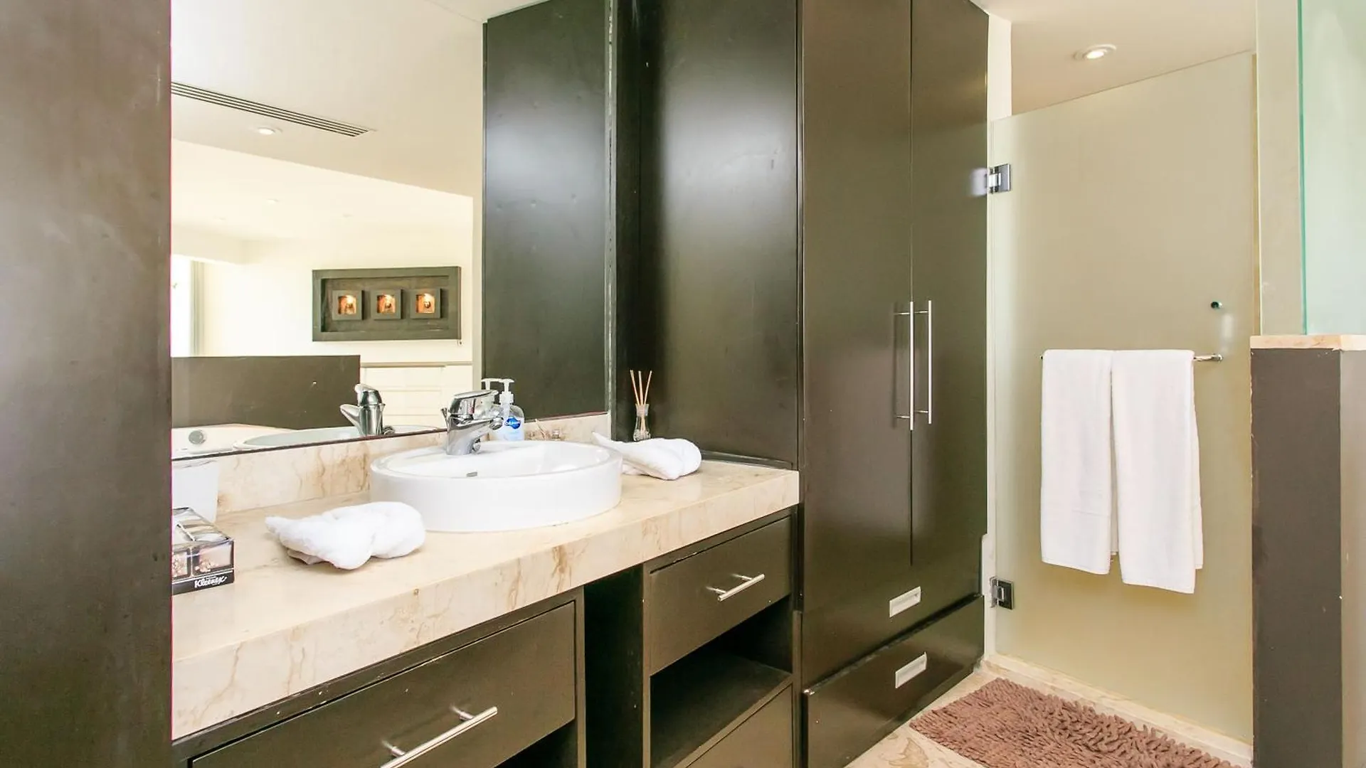 Spacious Magia Condo Steps To The Beach & 5Th Ave Playa del Carmen