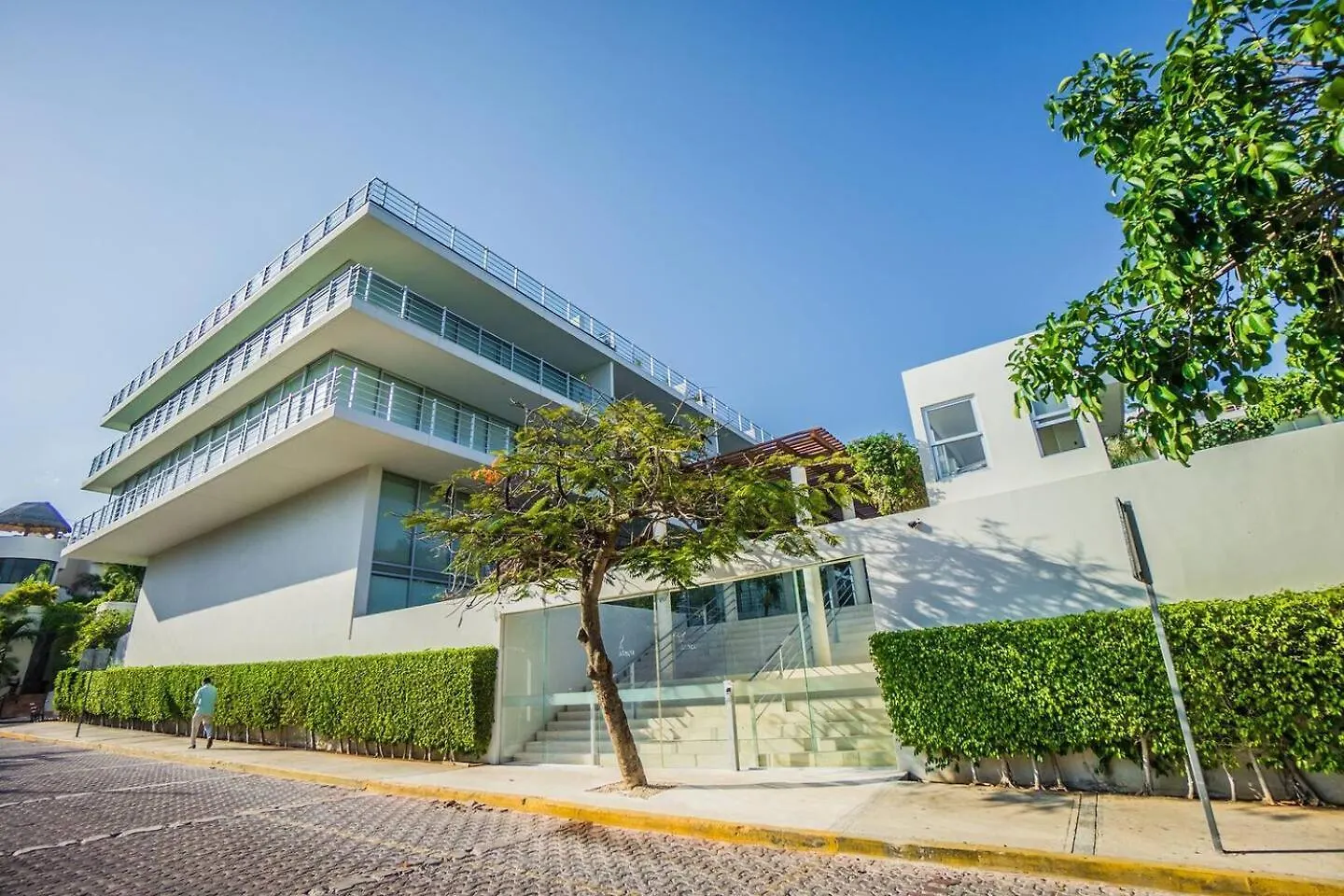 Apartment Spacious Magia Condo Steps To The Beach & 5Th Ave Playa del Carmen